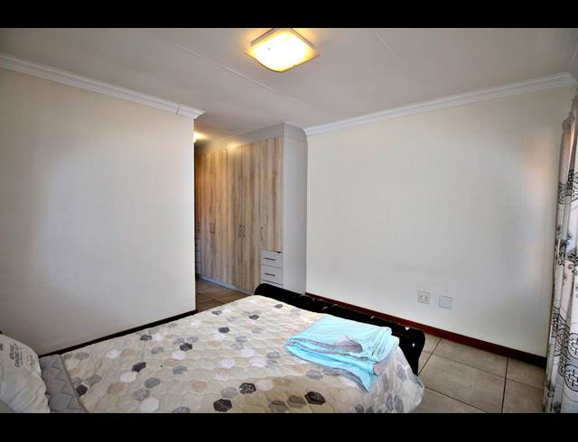 3 BEDROOM SECTIONAL TITLE FOR SALE IN POMONA